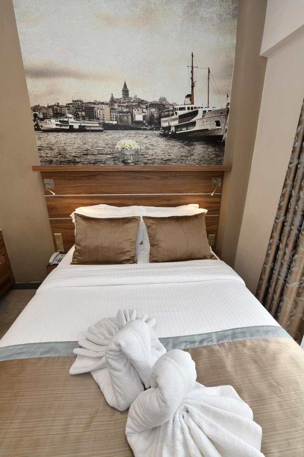 The Pera Hotel Istanbul Exterior photo