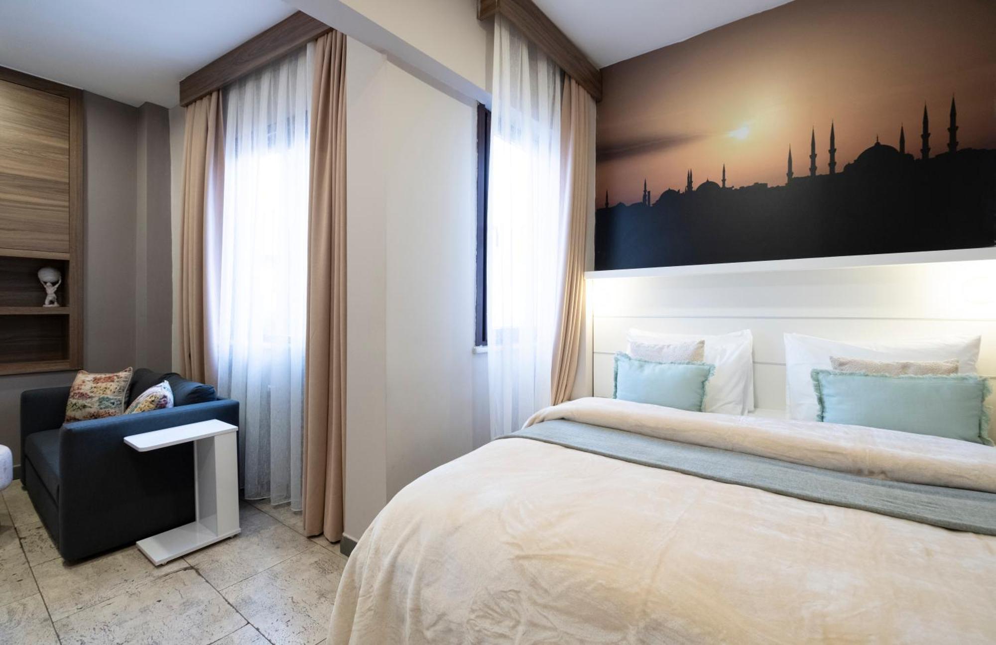 The Pera Hotel Istanbul Exterior photo